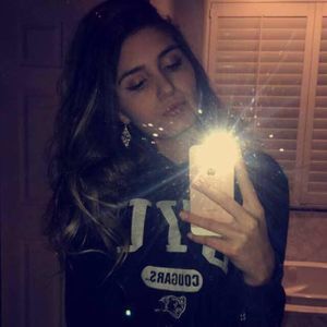 Meet your Posher, Kayla